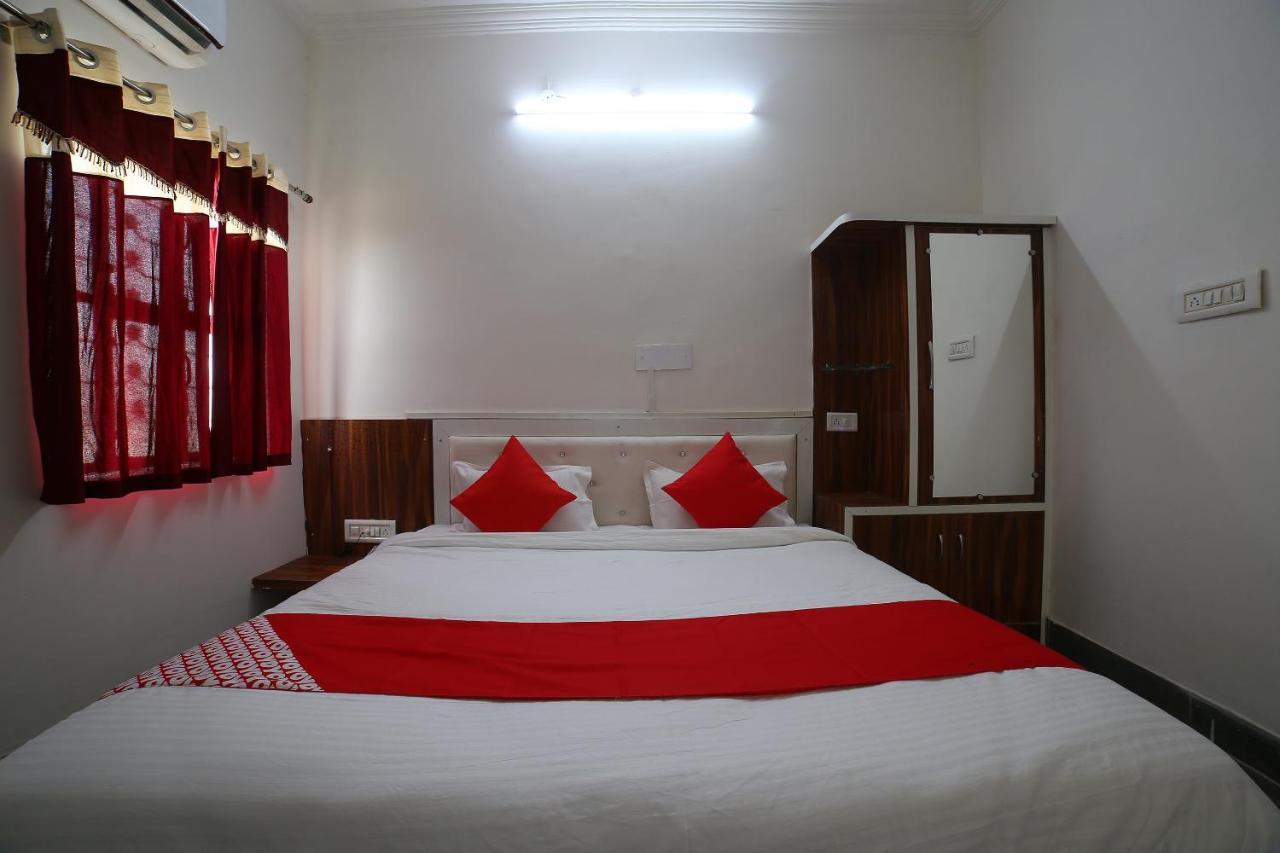 Oyo 37077 Hotel Rawat Ajmer Luaran gambar