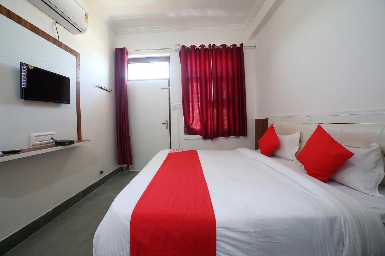 Oyo 37077 Hotel Rawat Ajmer Luaran gambar