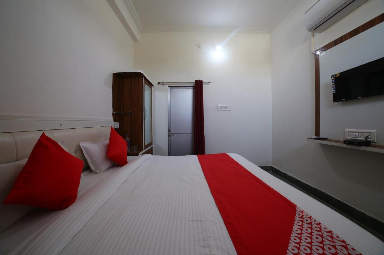 Oyo 37077 Hotel Rawat Ajmer Luaran gambar